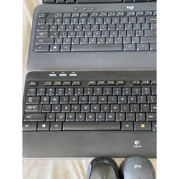 Lot of 4 Keyboards 2 Mouses For Repair Or Parts K520, K540 Logi Logitech Broken - Picture 3 of 16